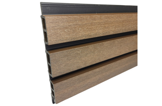 Fasádna doska lamelová PROFI 219x26 mm dutá, IPE - 5800mm - celá, cena za meter Fasádna doska lamelová PROFI 219x26 mm dutá, IPE - 5800mm - celá, cena za meter